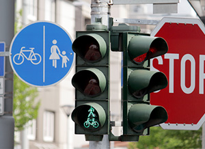 Ampeln und Verkehrsschilder